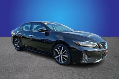 2023 Nissan Maxima SV photo 3