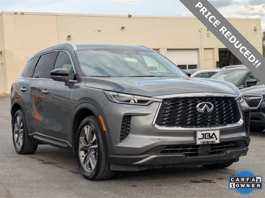 2022 Infiniti QX60 Luxe photo 1
