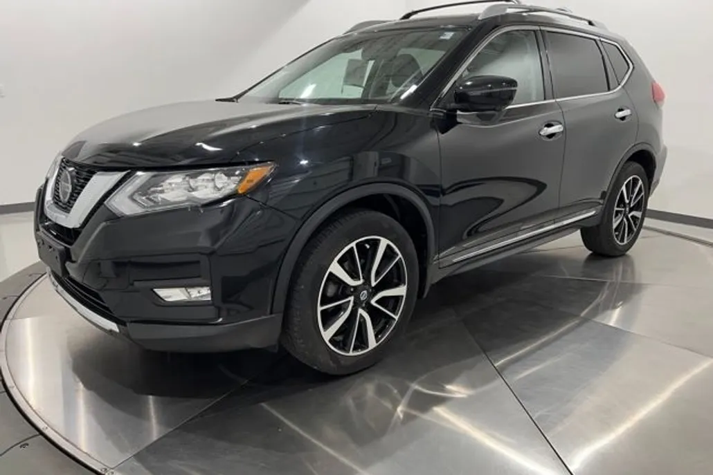 2020 Nissan Rogue SL photo 1