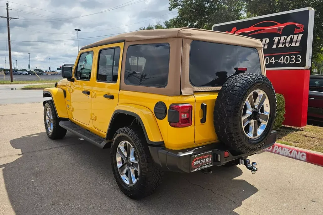 2021 Jeep Wrangler Unlimited Sahara Sport photo 1