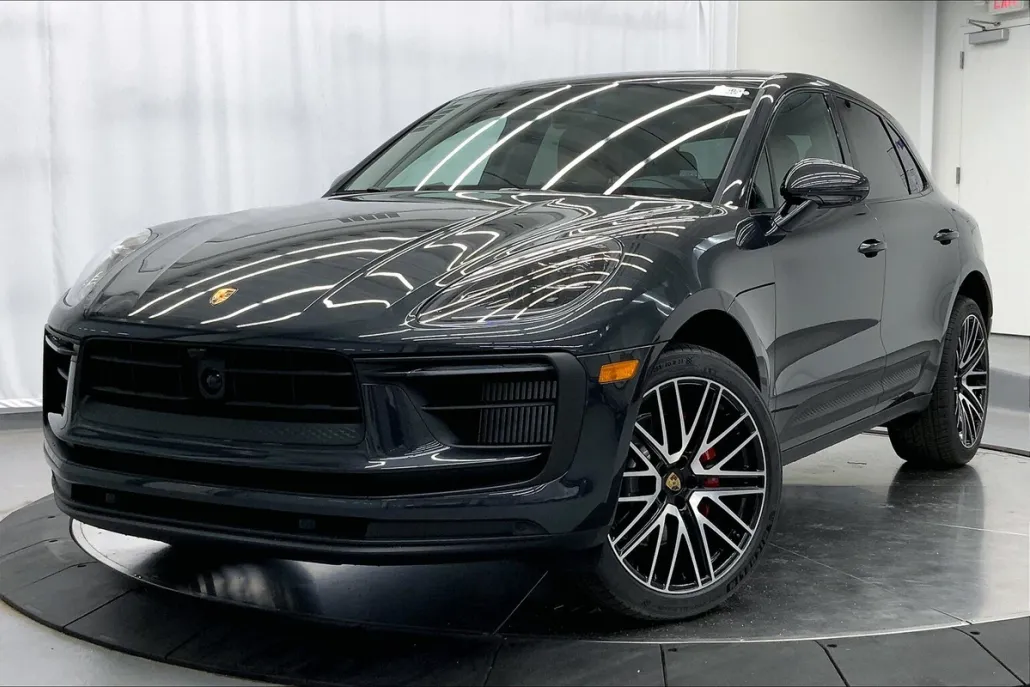 2026 Porsche Macan S photo 1