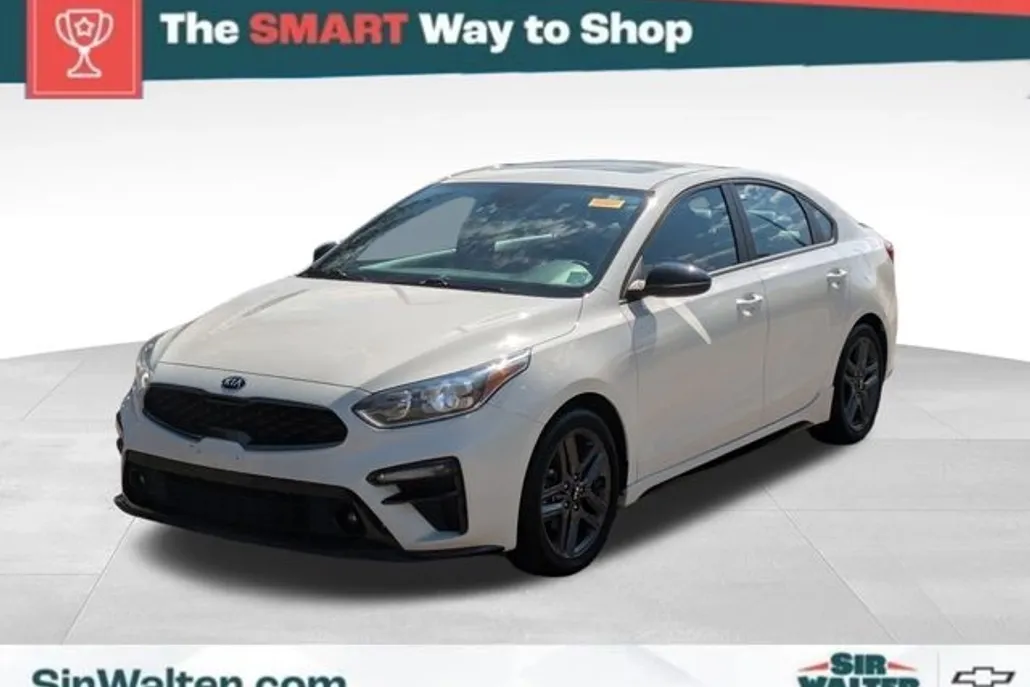 2021 Kia Forte GT-Line photo 1