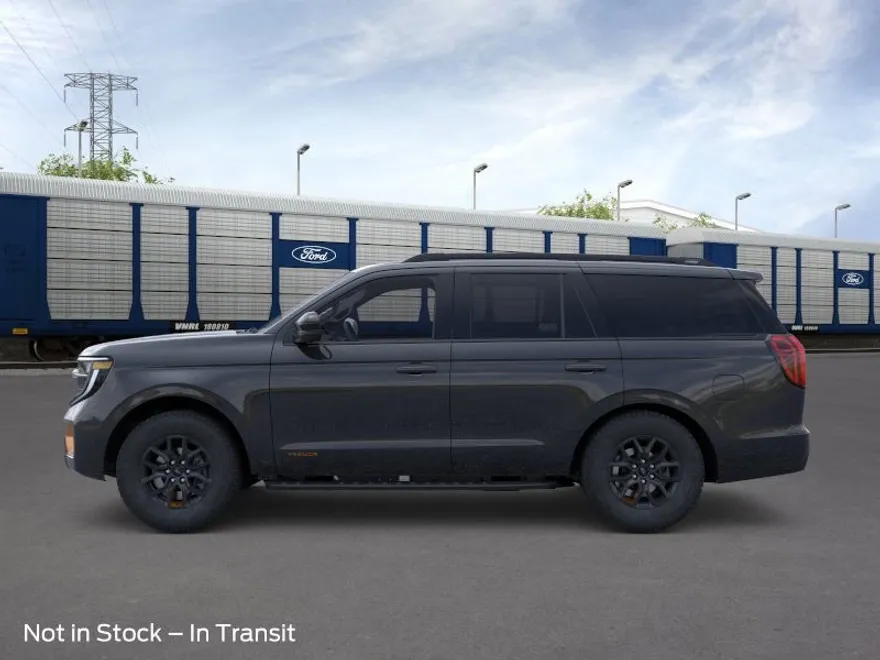2025 Ford Expedition photo 1