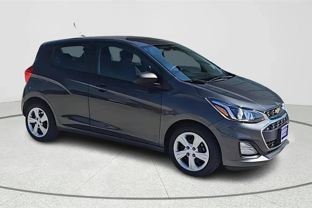 2020 Chevrolet Spark LS photo 1