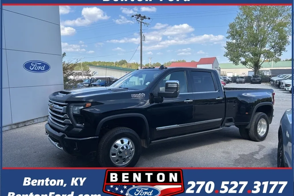 2024 Chevrolet Silverado 3500HD High Country photo 1