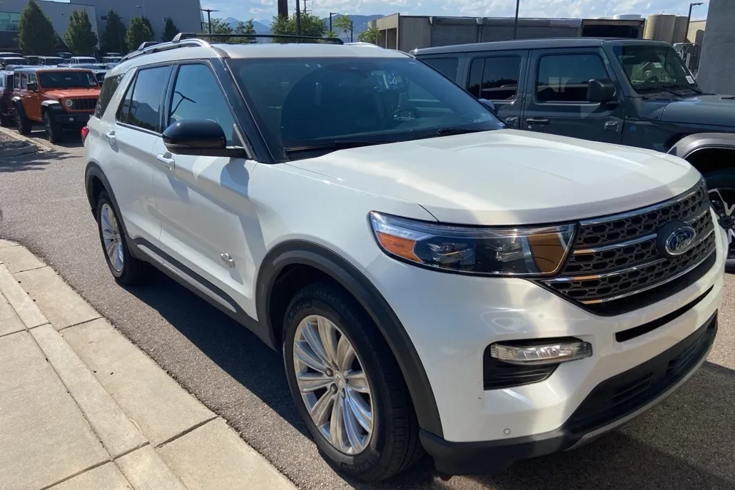2023 Ford Explorer King Ranch photo 1