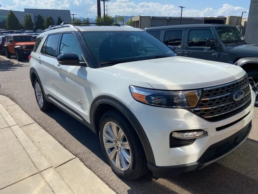 2023 Ford Explorer King Ranch photo 1