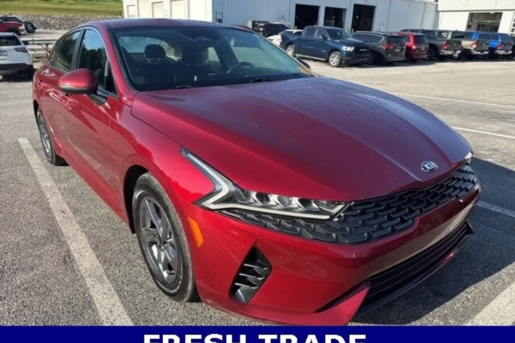 2021 Kia K5 LXS photo 1