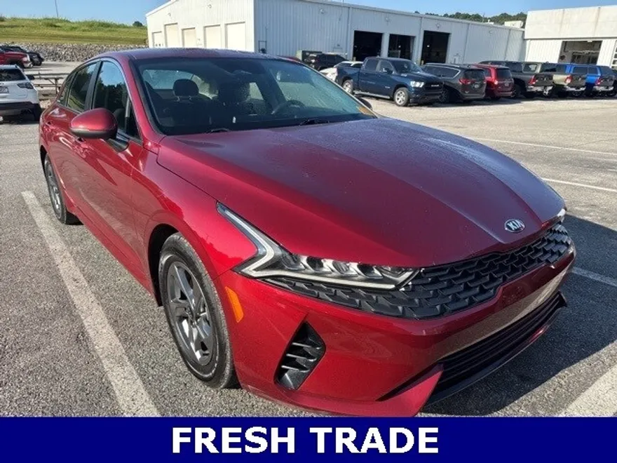 2021 Kia K5 LXS photo 1