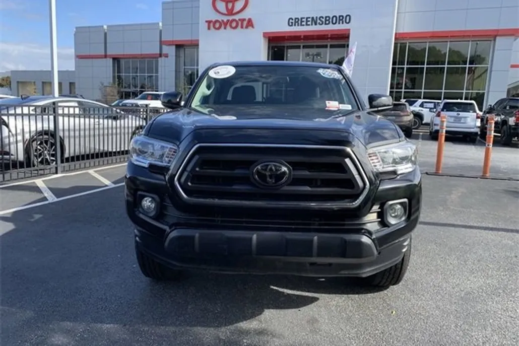 2022 Toyota Tacoma SR5 V6 photo 1