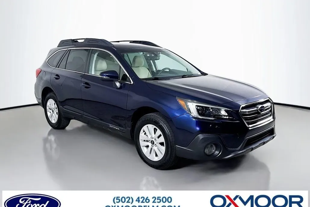 2018 Subaru Outback Premium photo 1