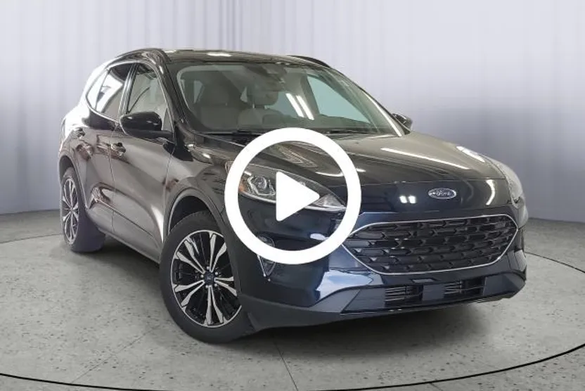 2021 Ford Escape SE photo 1