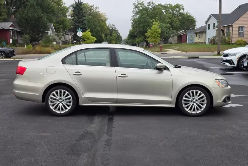 2014 Volkswagen Jetta 2.0 TDI photo 1
