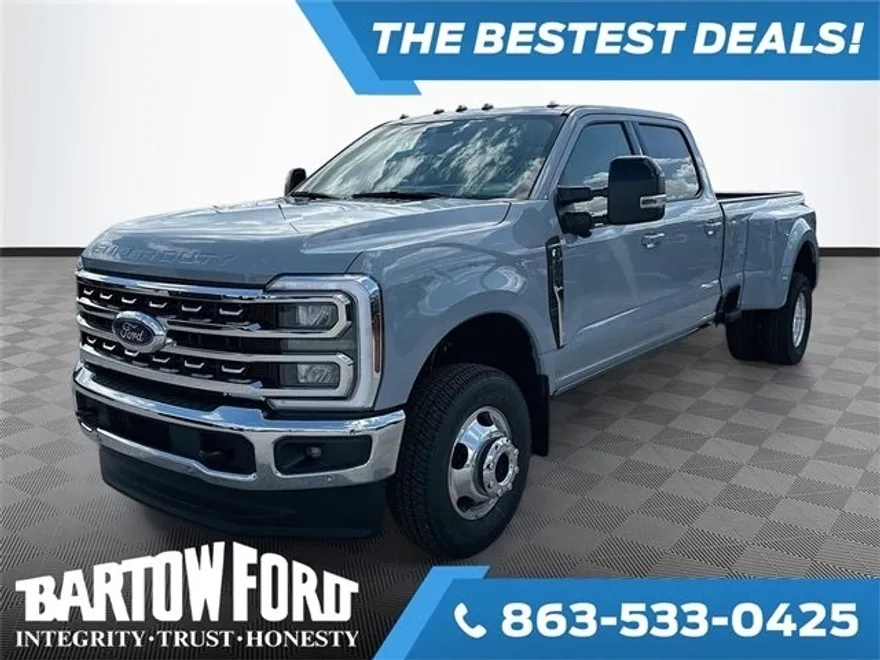 2025 Ford F-350 photo 1