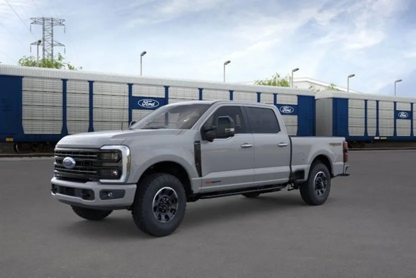 2025 Ford F-250 Platinum photo 1