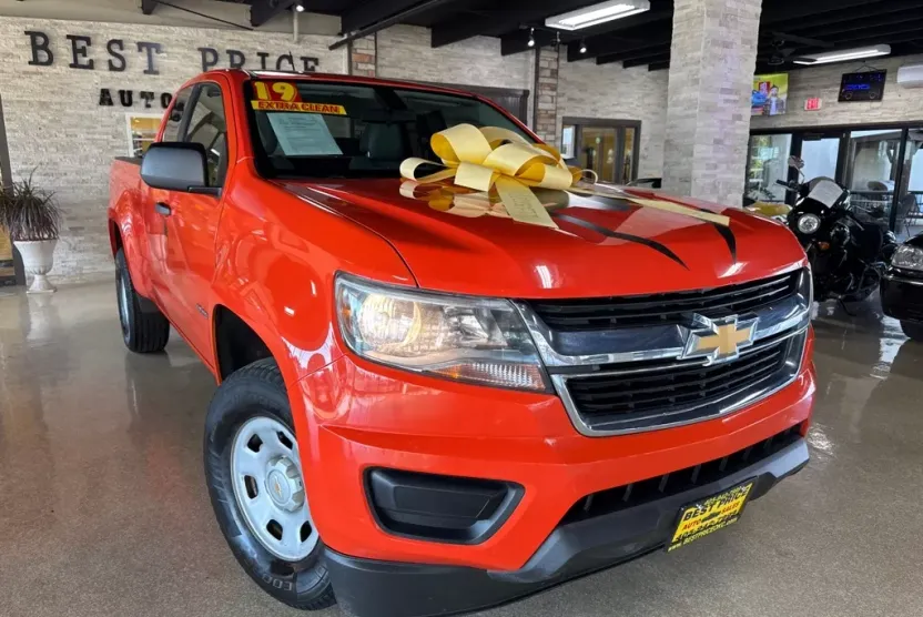 2019 Chevrolet Colorado Work Truck photo 1