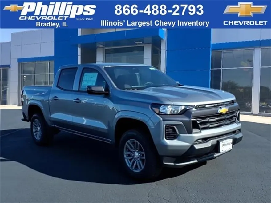 2026 Chevrolet Colorado LT photo 1