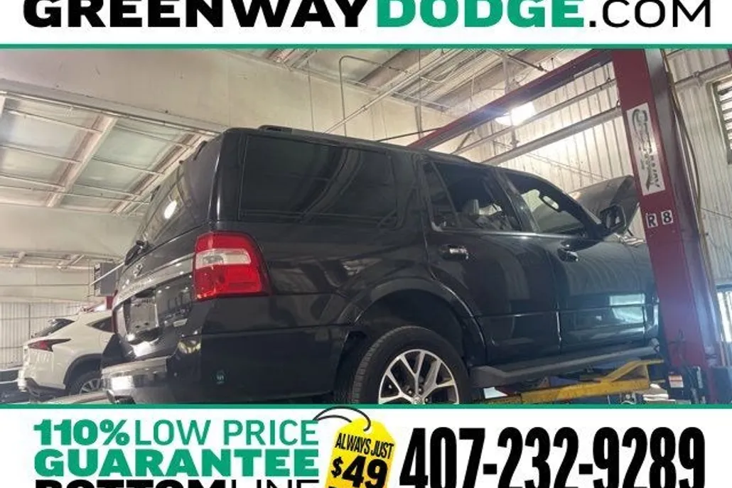 2015 Ford Expedition XLT photo 1