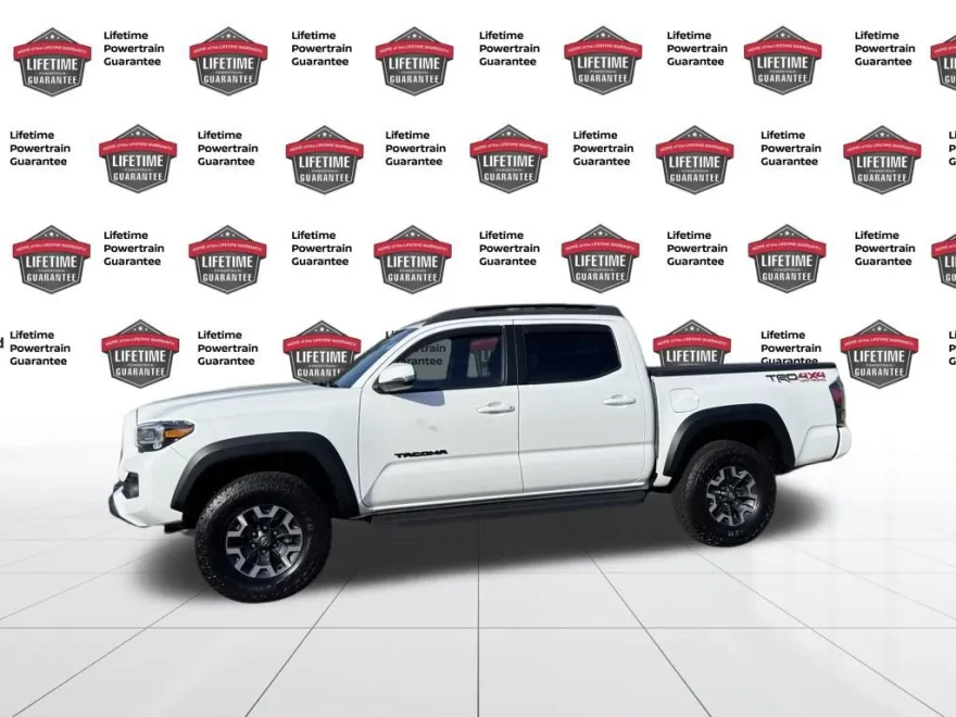 2022 Toyota Tacoma 4x4 TRD Off-Road photo 1
