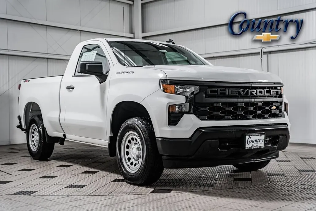 2025 Chevrolet Silverado 1500 photo 1
