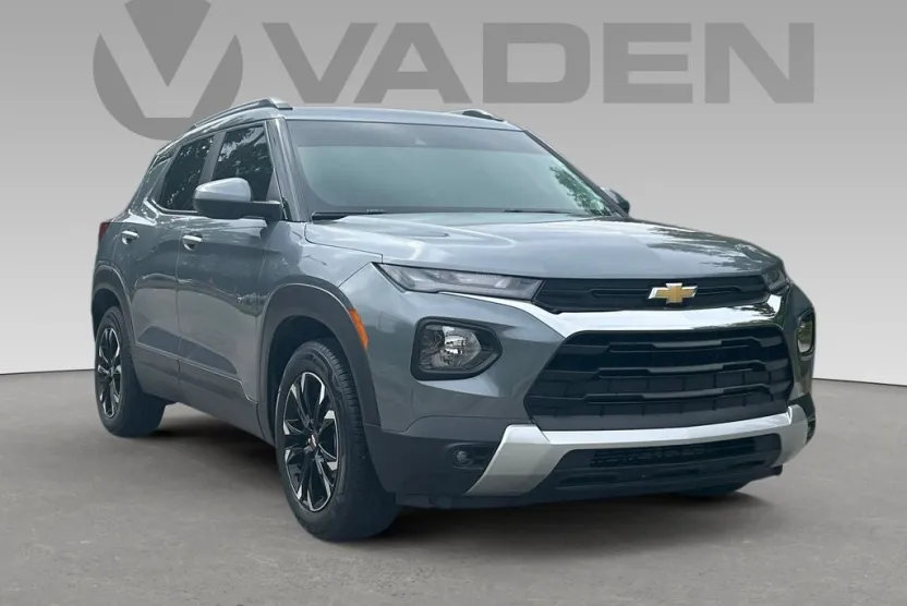 2021 Chevrolet Trailblazer LT photo 1
