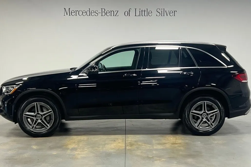 2021 Mercedes Benz GLC 300 4MATIC photo 1