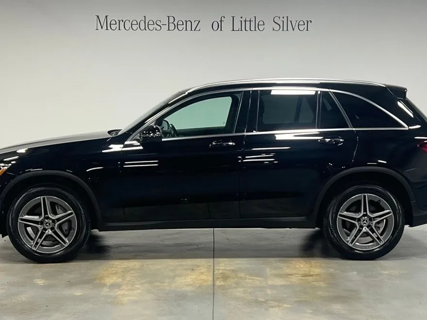 2021 Mercedes Benz GLC 300 4MATIC photo 1