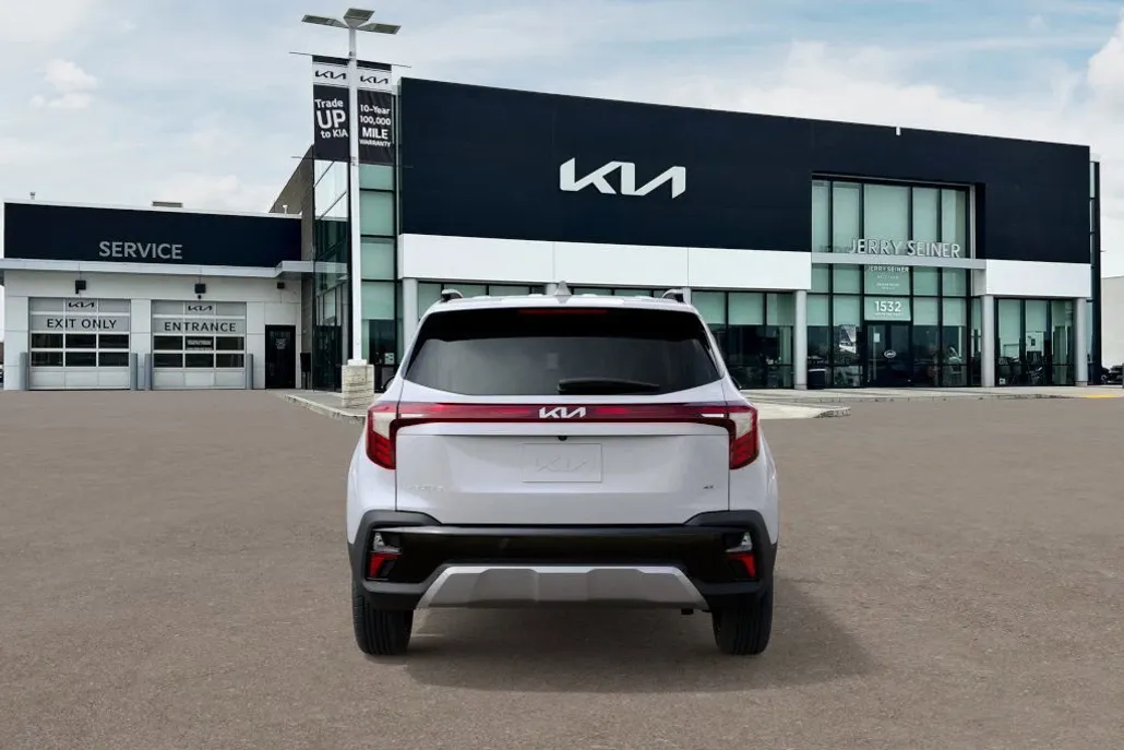2026 Kia Seltos S photo 1