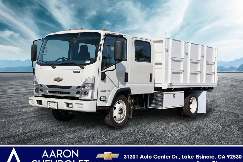 2024 Chevrolet Silverado 4500HD photo 1