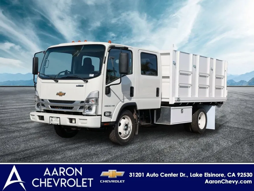 2024 Chevrolet Silverado 4500HD photo 1