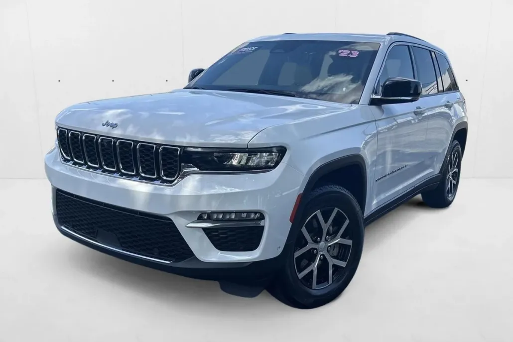 2023 Jeep Grand Cherokee Limited Sport photo 1