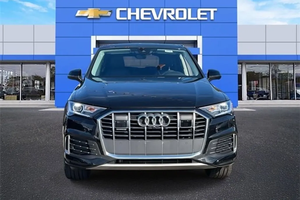 2023 Audi Q7 Premium photo 1