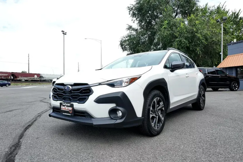2024 Subaru Crosstrek Premium photo 1