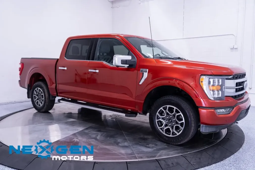 2023 Ford F-150 Lariat photo 1