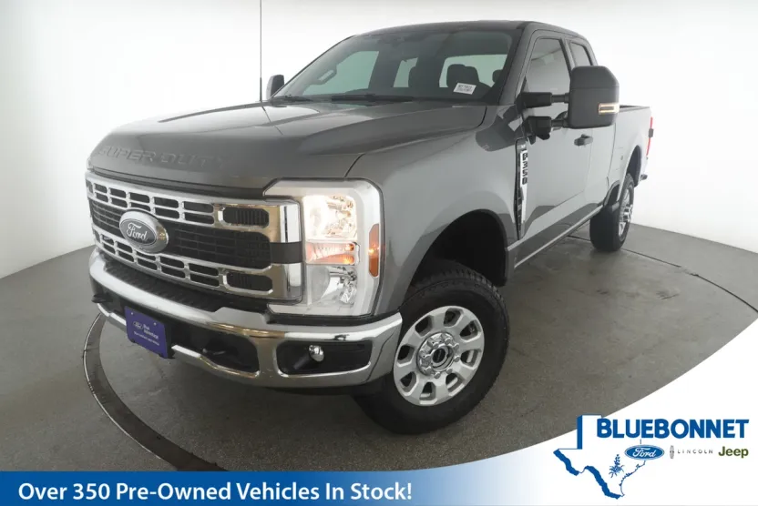 2024 Ford F-350 XLT photo 1