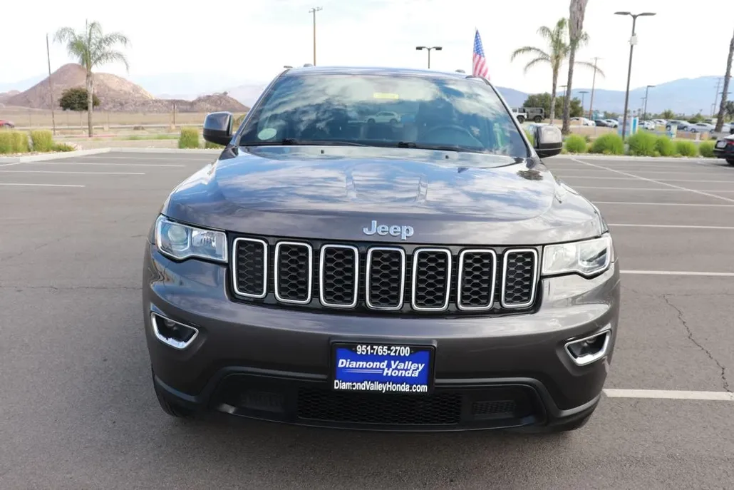 2020 Jeep Grand Cherokee Laredo E photo 1