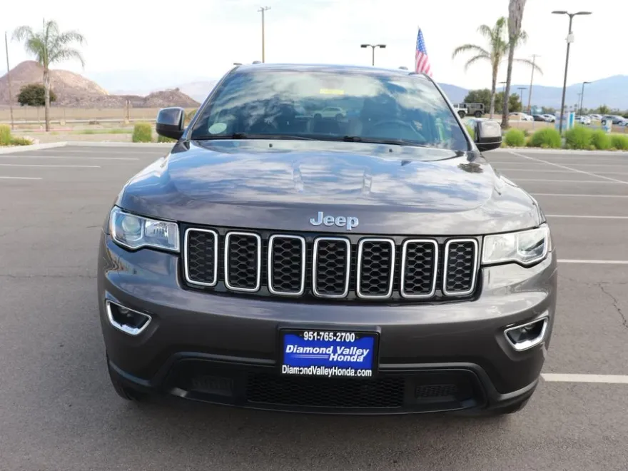 2020 Jeep Grand Cherokee Laredo E photo 1