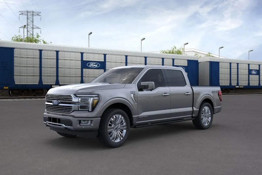 2025 Ford F-150 Platinum photo 1