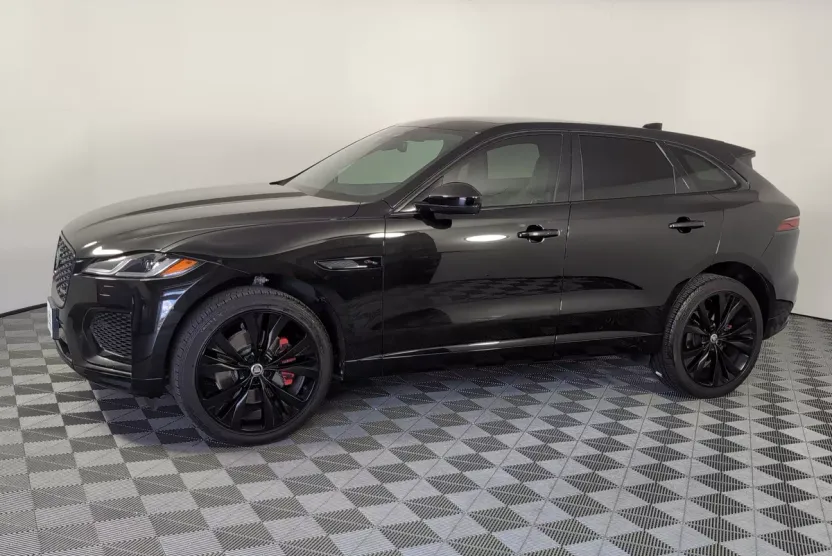 2024 Jaguar F-PACE P400 R-Dynamic S photo 1