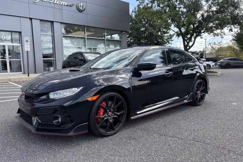 2021 Honda Civic Type R Touring Hatchback photo 1