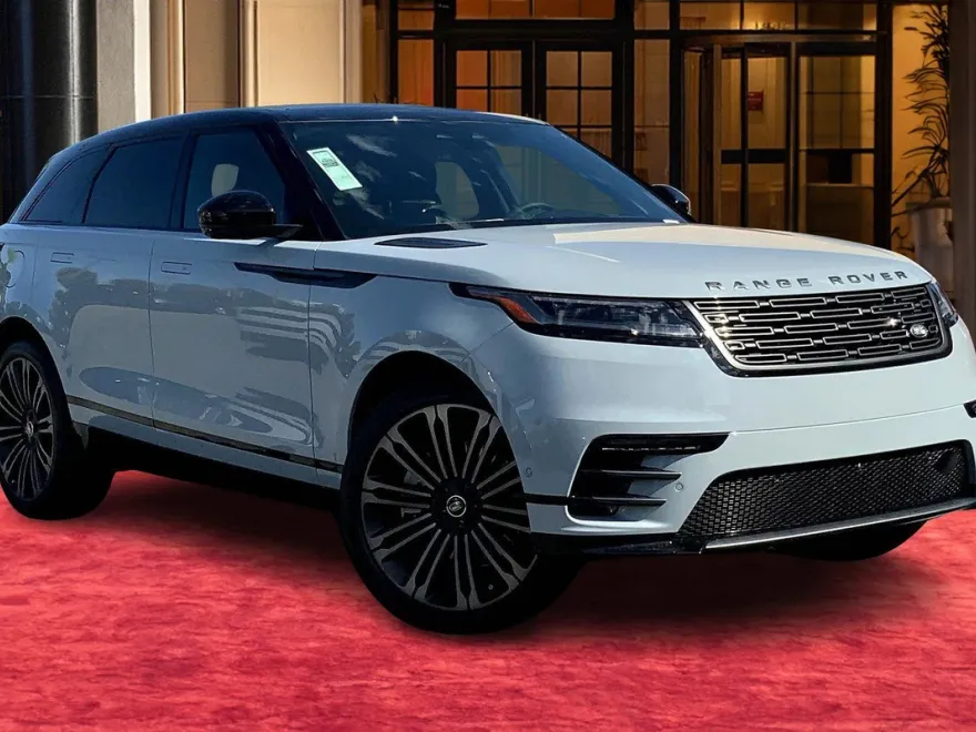 2026 Land Rover Range Rover Velar P400 Dynamic SE photo 1
