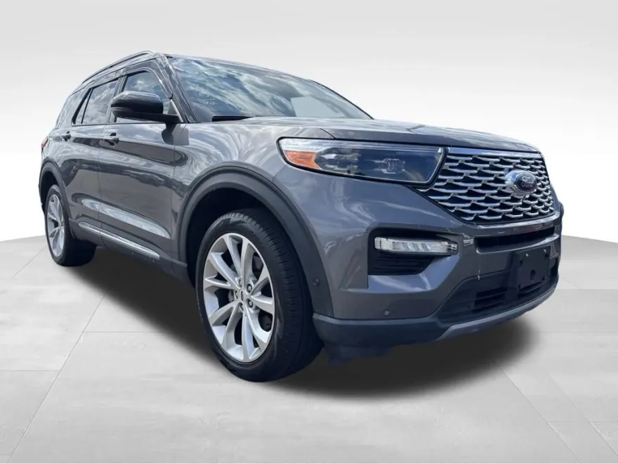 2022 Ford Explorer Platinum photo 1