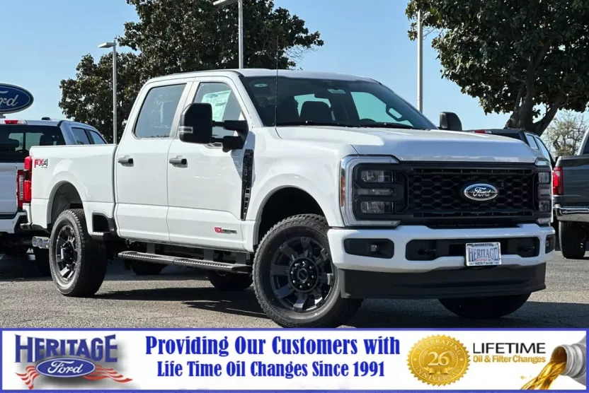 2025 Ford F-250 photo 1