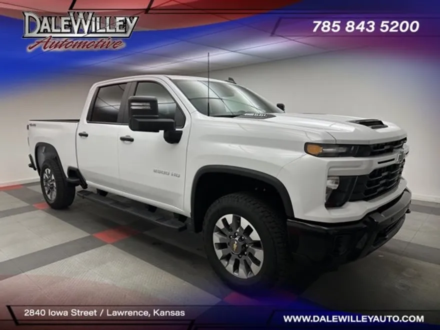 2025 Chevrolet Silverado 2500HD Custom photo 1