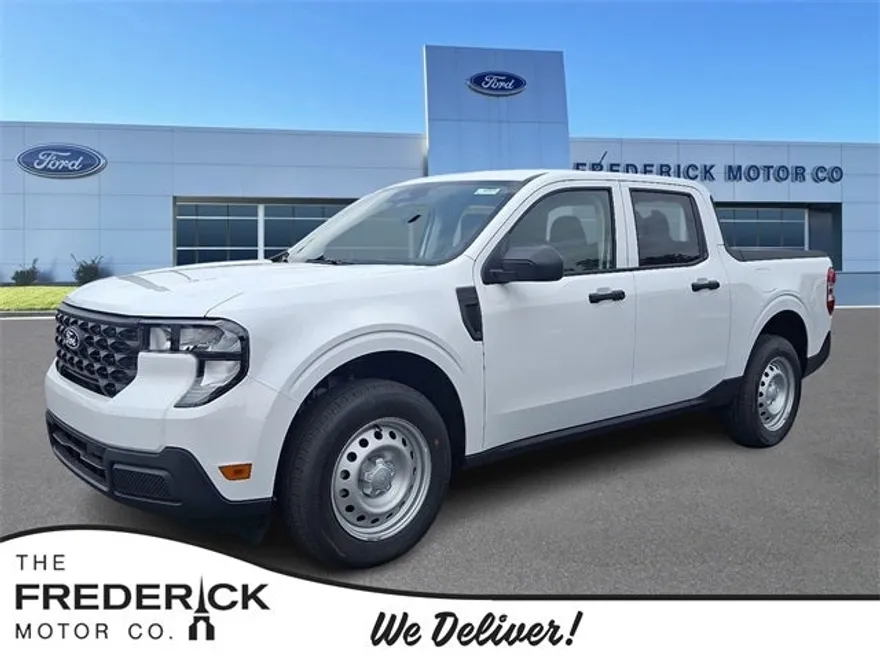 2025 Ford Maverick XL photo 1