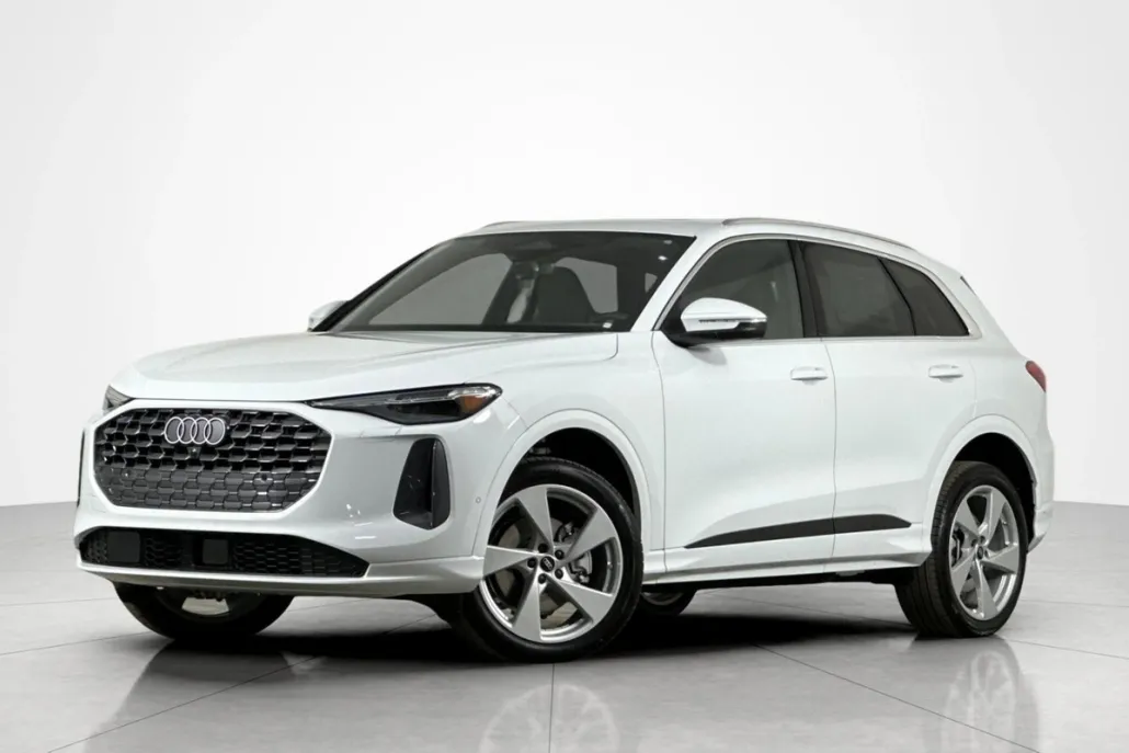 2025 Audi Q5 Premium Plus photo 1