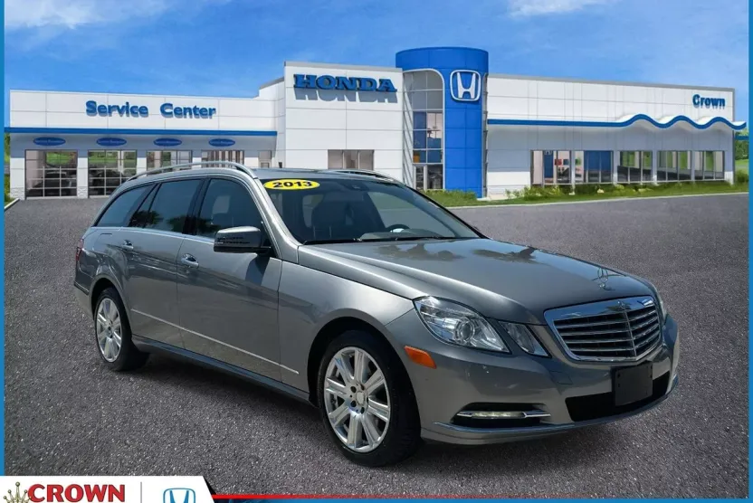 2013 Mercedes Benz E 350 Wagon photo 1