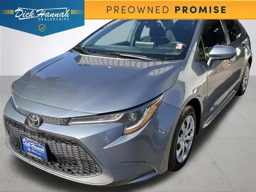 2021 Toyota Corolla LE photo 1