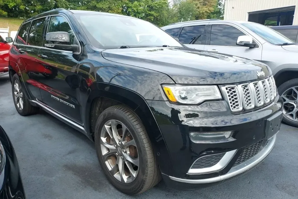 2020 Jeep Grand Cherokee Summit photo 1