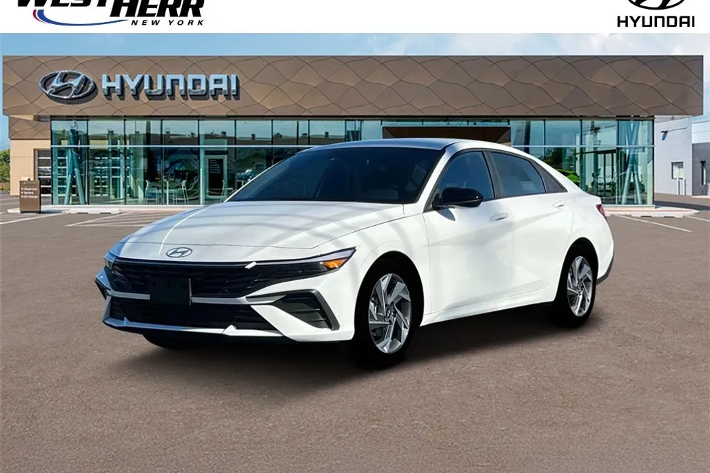 2025 Hyundai Elantra SEL Sport photo 1